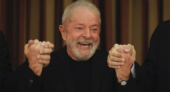 Lula se reúne com políticos do Centrão e propõe união com a esquerda para 2022